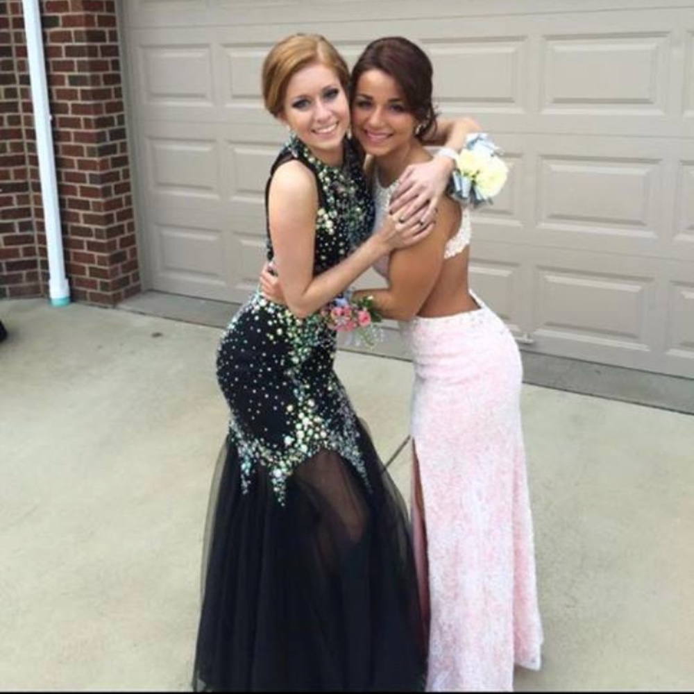 Prom Dress - Picture 5 of 5